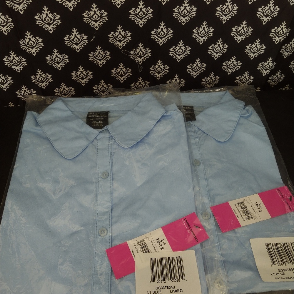 ***Final Markdown***Girls uniform shirt set